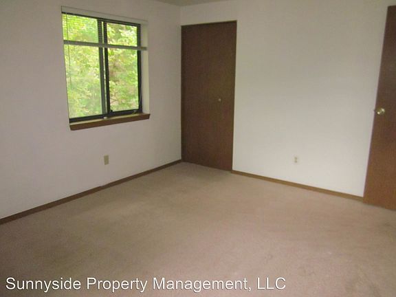 5th image of 2119 Goss Cir W APT D