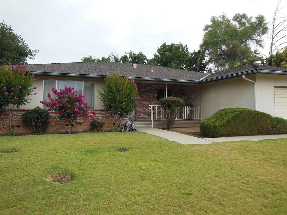 2nd image of 2826 E Los Altos Ave