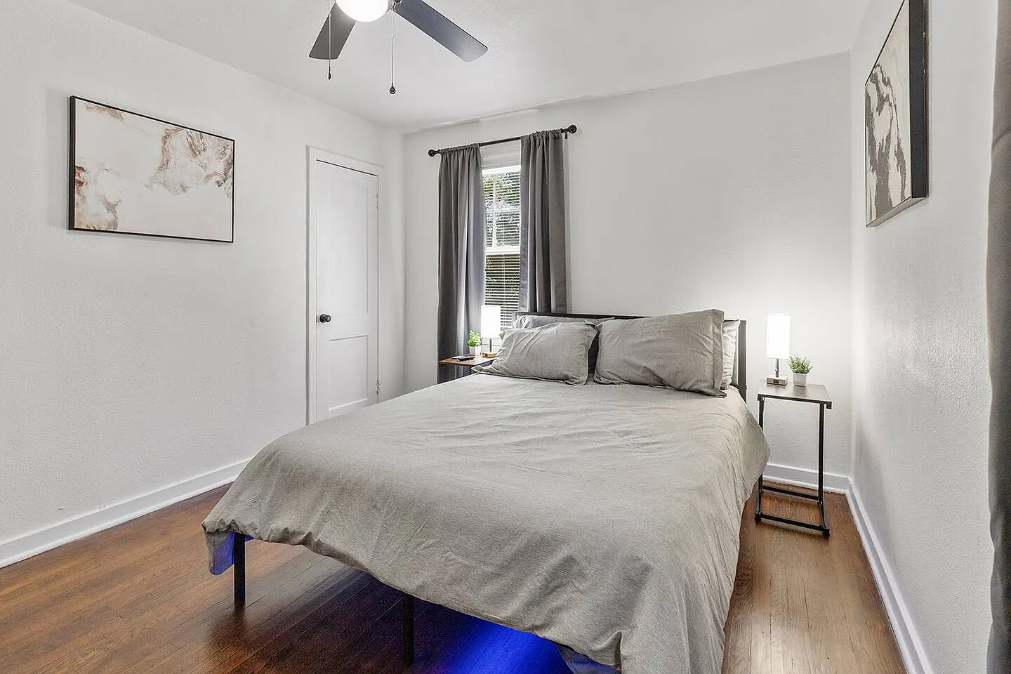2 bed, 822 sqft, $2,400 — Photo 2