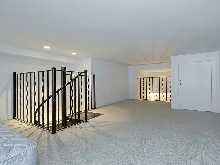 372 5th Ave #8J — Photo 5