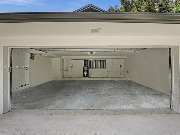5th image of 12100 NW 6th St