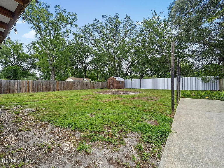 4603 Jammes Rd — Photo 33