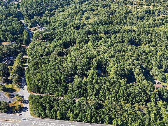 2nd image of 3334 Burnette Rd #R7195