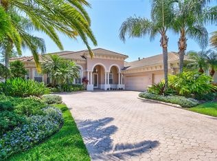 12044 Royce Waterford Cir, Tampa, FL 33626