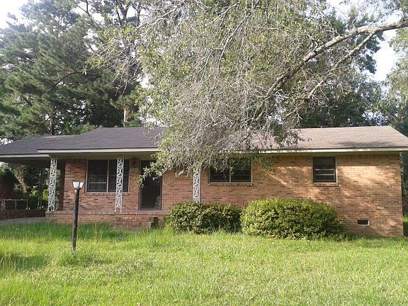4th image of 1125 Lakeshore Dr