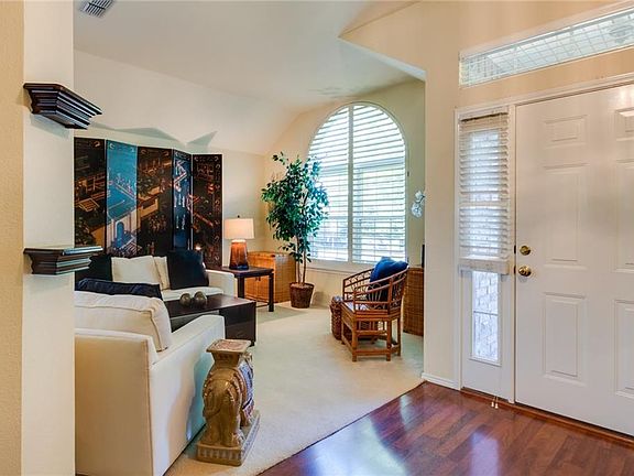 4th image of 4511 Shorewood Dr