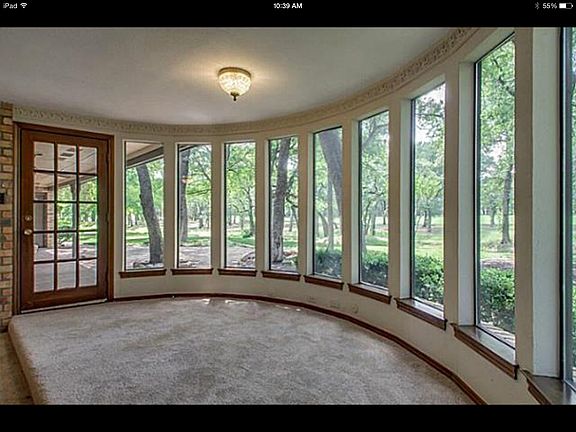 5th image of 214 Fresh Meadow Dr