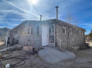 29 Atanacio Rd NE, Albuquerque, NM 87123