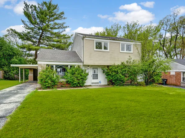305 Oakwood St, Park Forest, IL 60466