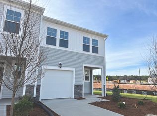 5929 Woodlawn Dr, Durham, NC 27703