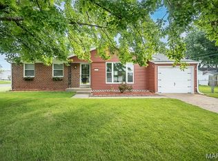 3144 Chancery Ln, Saint Charles, MO 63301