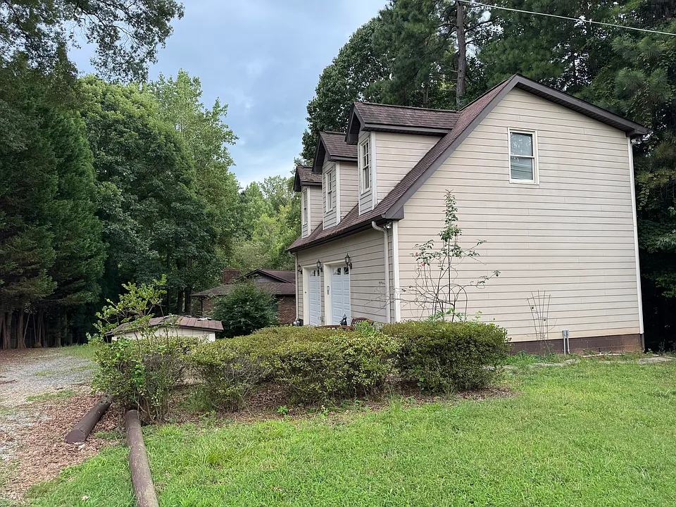7054 Executive Cir #2