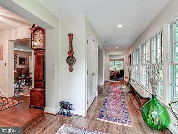 4th image of 523 Garrison Forest Rd