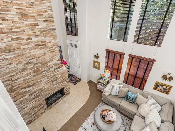 8234 Lemon Ave, La Mesa, CA 91941