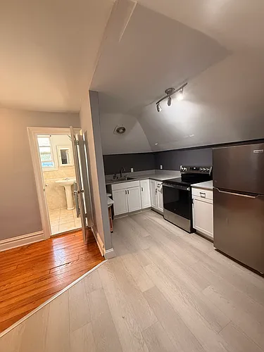 56 Warner Ave #3 Photo 1