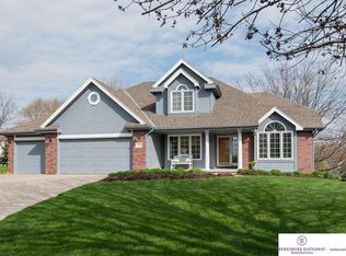 17314 Dayton Cir, Omaha, NE 68135