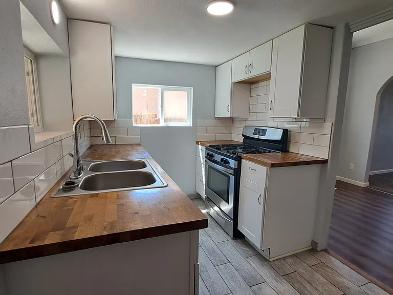 1594 W Alameda Ave — Photo 10