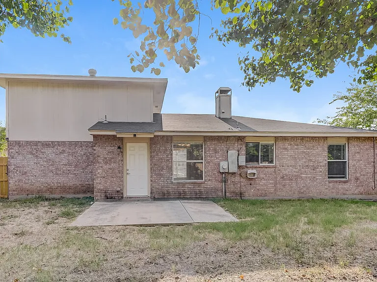 6418 Nicole Way — Photo 17
