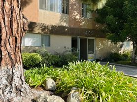 405 E Fairview Ave, Glendale, CA