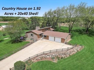 7238 Hyer Rd, Waunakee, WI 53597