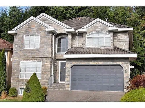 1605 Salal Cres Photo 1