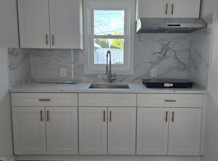 0 Lewis St #2-1, Hicksville, NY 11801