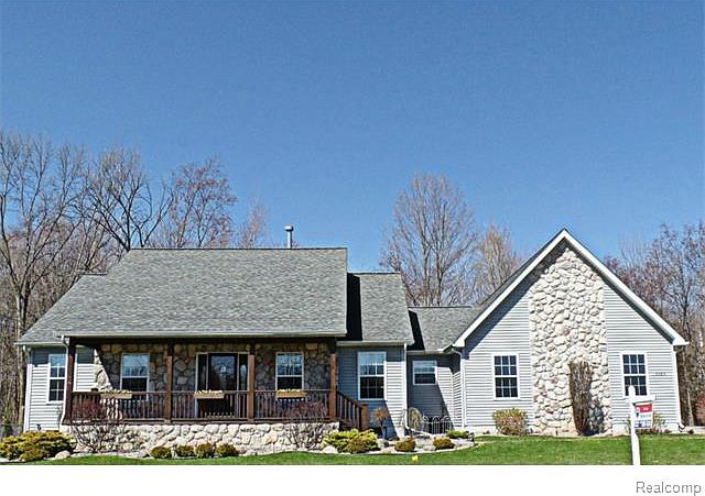 1st image of 5060 Howe Rd