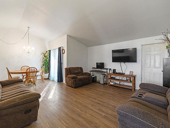 2nd image of 4810 Lombard Dr