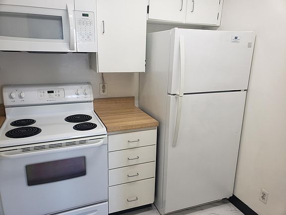 3rd image of 12001 Old Columbia Pike APT 601