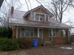 1506 E Main St, Casey, IL 62420