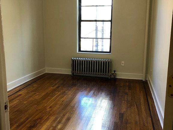 2nd image of 28-35 34th St #31