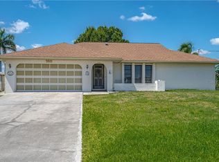 3565 Peace River Dr, Punta Gorda, FL 33983