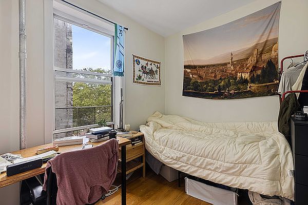 1st image of 62-64 Forsyth St #11