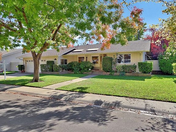 3rd image of 2434 W Sheridan Way