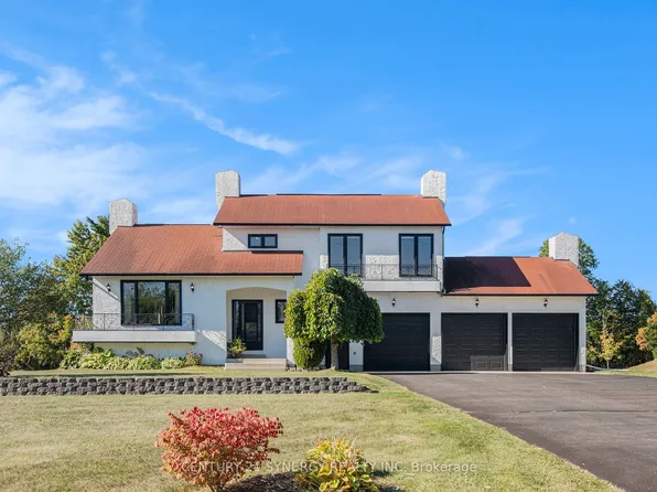 12 Davis Ln, Rideau Lakes, ON K7A 4S5