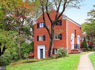 3519 Martha Custis Dr, Alexandria, VA 22302