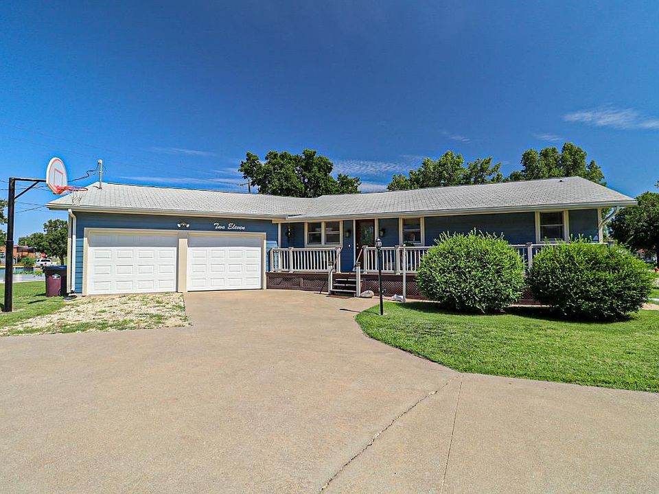 1st image of 211 N Pine St