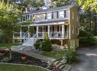 15 Spruce St, Londonderry, NH 03053