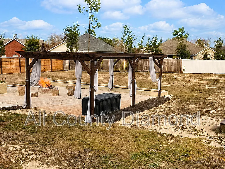 3213 Azalea Cir — Photo 17