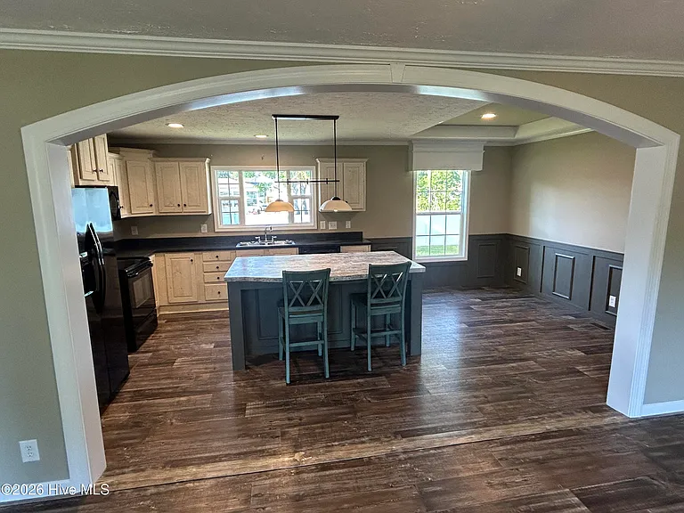 857 Nicholas Dr SW — Photo 16