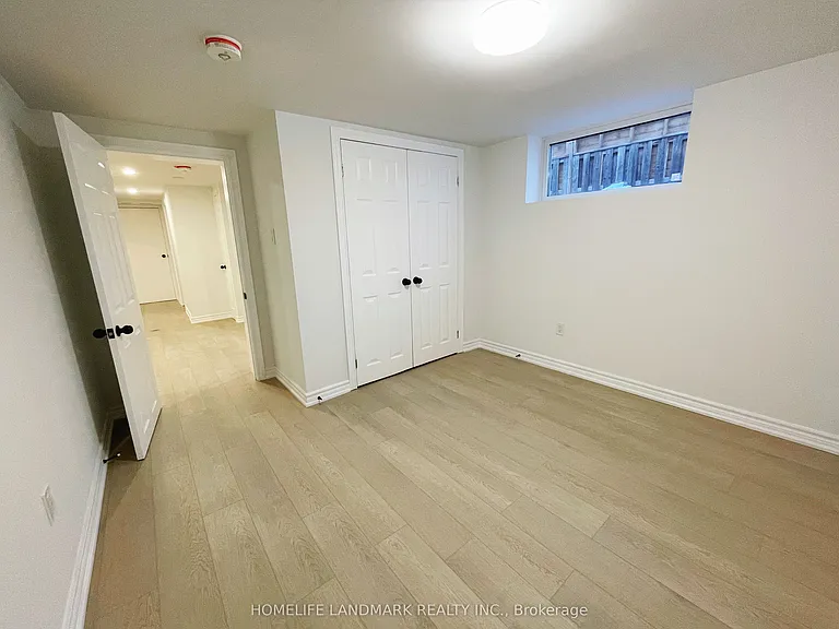 81 Celestine Dr #LOWER — Photo 11