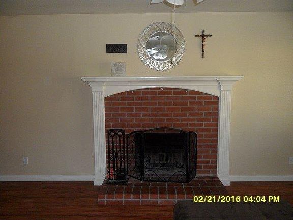 3rd image of 4776 E Orleans Ave