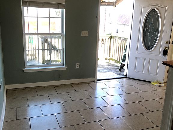 5th image of 2309 Grover Ave