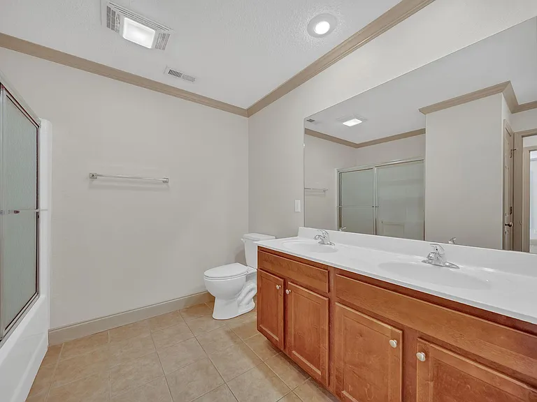Suncrest Village — Photo 43