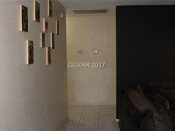 5th image of 5111 E Hacienda Ave