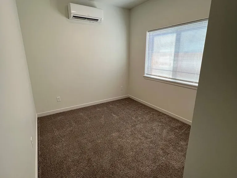 2518 N Benjamin Ln — Photo 20