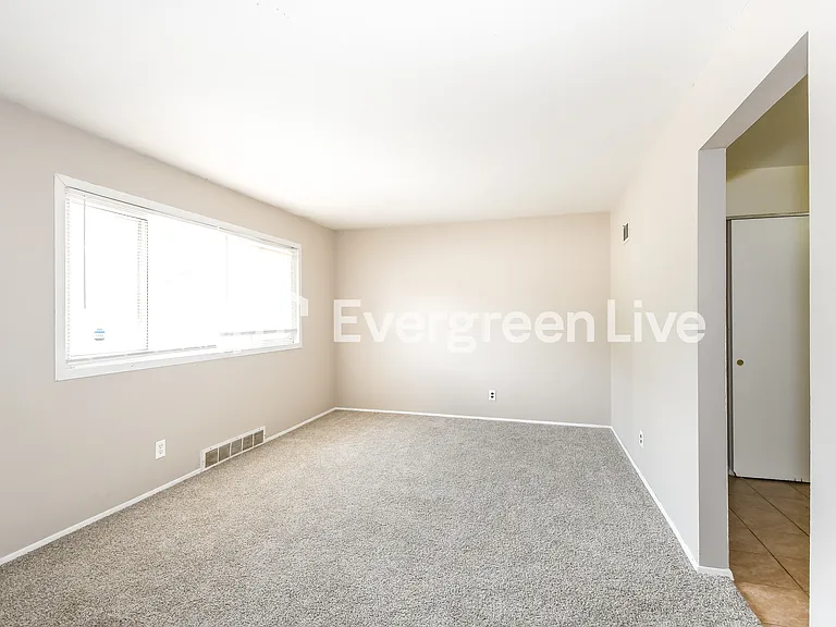 1710 Patterson Rd — Photo 5