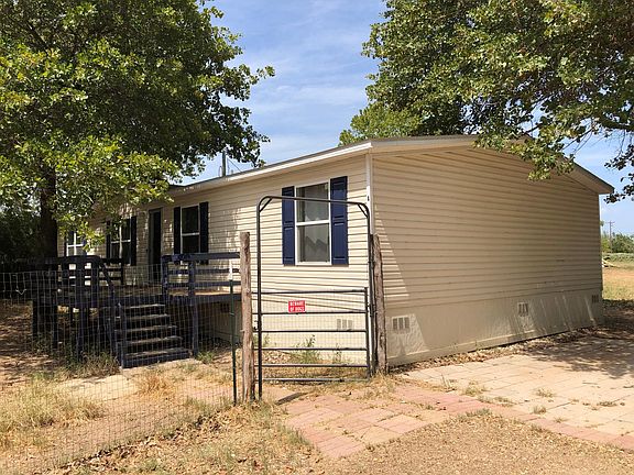 3rd image of 2902 Caldwell Ln