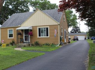 2735 Arletta St, Toledo, OH 43613