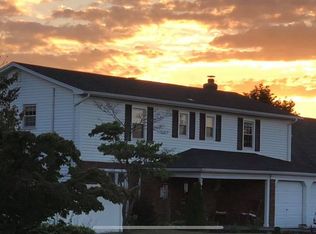 156 Snedecor Ave, West Islip, NY 11795